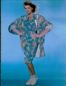 Barbieri_Blumarine_Spring_Summer_1985_26.thumb.png.07ddb8e2cd5a807e267d1cf2e24a2c9e.png