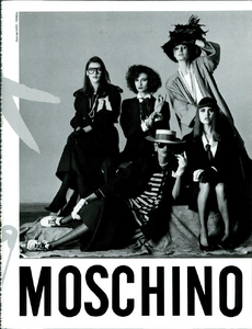 Caminata_Moschino_Spring_Summer_1985_16.thumb.png.1aa6837e46e309d3f9090de72c0efc85.png