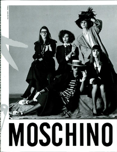 Caminata_Moschino_Spring_Summer_1985_16.thumb.png.4e88ef45363d4ae3b70c6e65aa4cf8dc.png