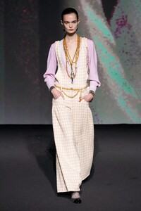 ChanelS23029.thumb.jpg.1cdd0f8d6a4a5218e0140f3bfc7f368e.jpg