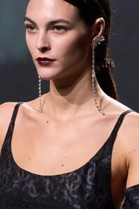 ChanelclpS23008.thumb.jpg.2a5252e8a9c83018d7574c8d1d18a84f.jpg
