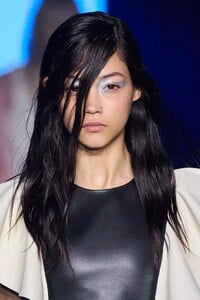 ChloeclpS23018.thumb.jpg.e0dd8f942b1c9eec95a59ad1b64afa09.jpg