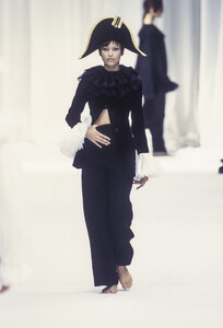 Complice FW 1993 RTW 155.jpg