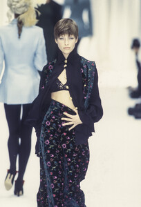 Complice FW 1993 RTW 194.jpg