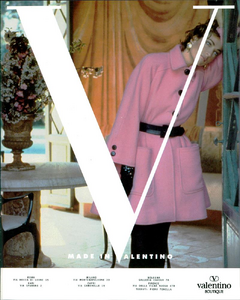 Demarchelier_Valentino_Fall_Winter_1990_91_01.thumb.png.66509fe71f8b565551c5ba3b4bf18638.png