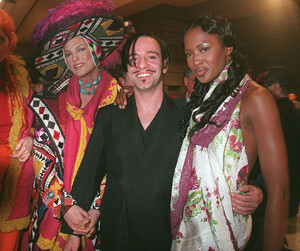 Dior AW Fashion Show 1998 (11).jpg