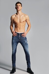 Dsquared2-Dark-Wash-Super-Twinky-Jeans-004.thumb.jpg.ede730dbdd606adc6e18faa2cd36dfdc.jpg