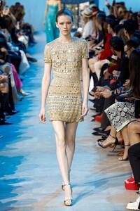 Elie_Saab_SS24_Womenswear_007.width-1280_4L8jLsL8wynUVbCx.jpg