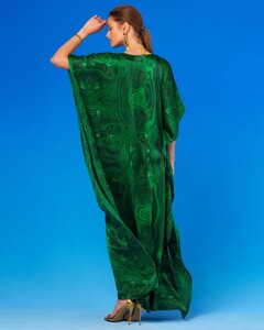 EsmeraldaSilkKaftaninMalachite_2899_lores.jpg