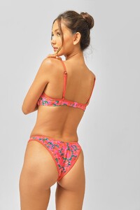 FIONA---SPICY-PEPPER---13_2048x.jpg