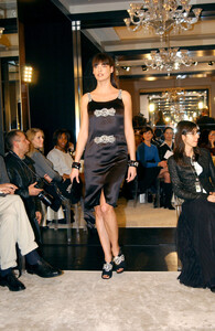 Fashion Show Chanel 2003 (6).jpg