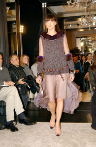 Fashion Show Chanel 2003 (7).jpg