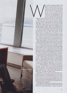 Funny_Leibovitz_US_Vogue_March_2012_02.thumb.jpg.5df379670a6bf9bf6b3857a487513e9b.jpg