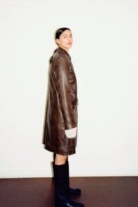 Irina-Shayk-Zara-Leather-2023-Photoshoot07.jpg