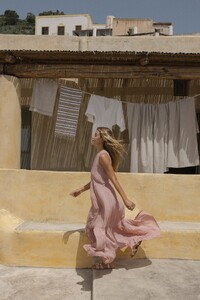 Issy-Pink-Maxi-Summer-Dress-LILYA-SS23.thumb.jpg.b34ae4199198b58622c7b0f3a7b05f7b.jpg
