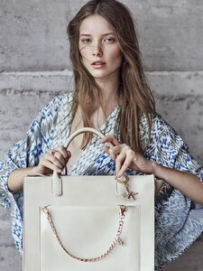 Kocca-Spring-Summer-2016-Campaign12.thumb.jpg.7290b9653c93de1b78e21a6e50d54c73.jpg