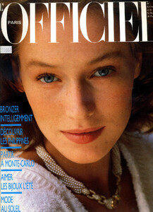 LOfficielFr0686no723coverMakGilchrist.thumb.jpg.384b9b1f5568d3198853571833ecde2b.jpg