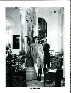 Lindbergh_Jil_Sander_Spring_Summer_1985_05.thumb.png.94cb50fe1036b84116cfaab4ce194b5e.png