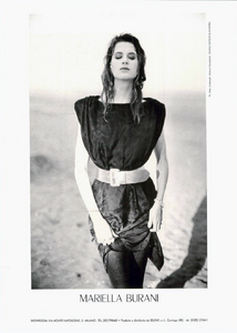 Lindbergh_Mariella_Burani_Spring_Summer_1986_04.thumb.png.5de7989736a39dba9c5847e2d66b5cc0.png