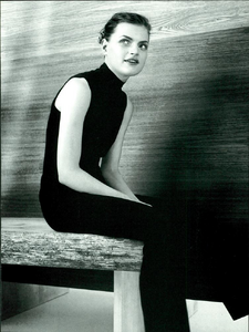 McDean_Jil_Sander_Fall_Winter_1996_97_02.thumb.png.80b50f73717a237a1d619e750db809c9.png