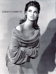 Meisel_Alberta_Ferretti_Fall_Winter_1990_91_01.thumb.png.240825133fc95d4360f424954a9a3288.png