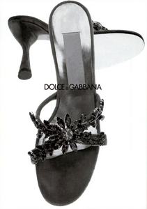 Meisel_Dolce__Gabbana_Fall_Winter_1998_99_05.thumb.png.adf6a35c7a1c4e41f6f1977485fa93f2.png