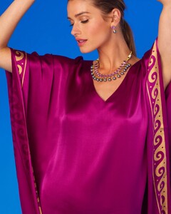 MinervaSilkKaftaninTyrhianPurple_2790_lores.jpg