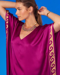 MinervaSilkKaftaninTyrhianPurple_2798_lores.jpg