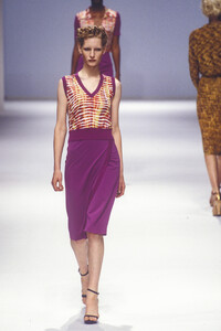 Missoni1997WomenRTW37.thumb.jpg.bf7f993a3a60c95c242ee0b9f46f93ec.jpg