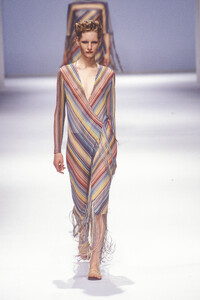 Missoni1997WomenRTW81.thumb.jpg.fd55112169979e5b627fd636b1894d06.jpg