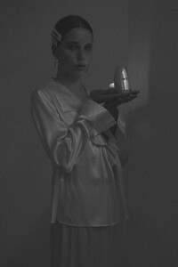 Olivia2052.thumb.jpg.cc960dee737747b7775ccdf8ace557ec.jpg