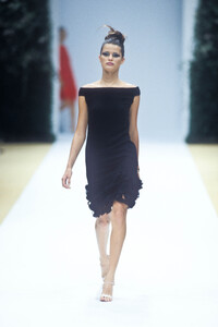 PierreBalmain2000HauteCouture41.thumb.jpg.aefde50ba947bad7040c4ad76e8c4b6c.jpg