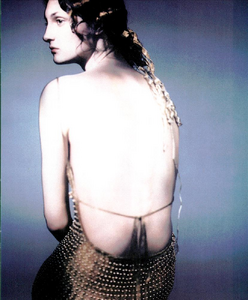 Roversi_Krizia_Vogue_Italia_October_1998_02.thumb.png.66e4457949f92a5b28627ec1a896b622.png