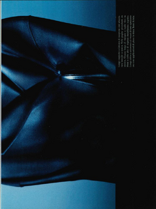 Roversi_Krizia_Vogue_Italia_October_1998_10.thumb.png.b6166ae106fecfbc1869cb495d3b988b.png