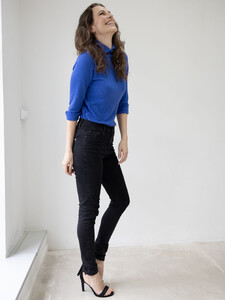 Sabina-Thit_LM-5-scaled.thumb.jpg.864829aa583255640abe9580c2e6d9f7.jpg