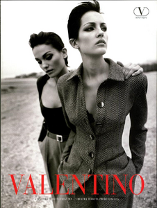 Saikusa_Valentino_Fall_Winter_1996_97_02.thumb.png.2e9fe7bc67e570e18f326d71b528c4f3.png