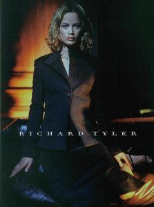 Sanchis_Richard_Tyler_Fall_Winter_1998_99_07.thumb.png.24095391818741cad40e295095e45f14.png