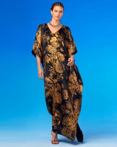 ShireenSilkKaftan_1028_lores.jpg