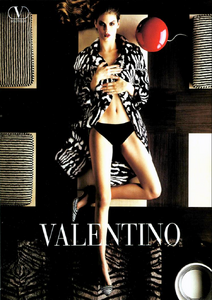 Thompson_Valentino_Fall_Winter_1998_99_01.thumb.png.063d08aa30b436523f8d8dbf2c07c64b.png