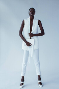 Tricia-Akello-Glamour-South-Africa-Nadia-Von-Scotti-02.thumb.jpg.02663319f8f5261743fab63b3a88cb2c.jpg