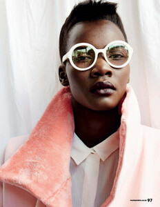 Tricia-Akello-Marie-Claire-South-African-June-2015-Ricardo-Simal-06.thumb.jpg.81ece0e350b94e44a73d70a097574cd5.jpg