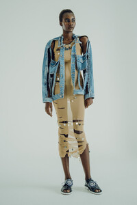 Tricia-Akello-and-Queen-Onyemaeci-Gaschette-Magazine-Steve-Marais-02.thumb.jpg.2d3aa002792402e98db6d76cb9c8d198.jpg