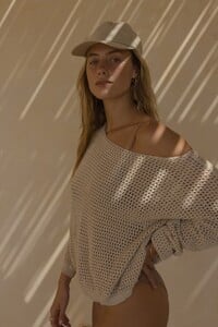 Valentine-Sand-Knit-LILYA-SS23.thumb.jpg.2faaad317e2851408c598d53cc40c9dc.jpg
