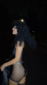 Victoria Justice - Cher Casamigos (6).png