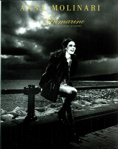 Watson_Blumarine_Fall_Winter_1990_91_19.thumb.png.fce3a27afd6f7e07980e65704340f7b0.png