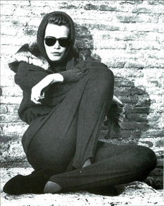 Watson_Byblos_Fall_Winter_1990_91_01.thumb.png.f29a868ba52463f66fa6d48e124b508d.png