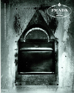 Watson_Prada_Fall_Winter_1990_91_08.thumb.png.6f08855f3c3bfe268543033019bda05e.png