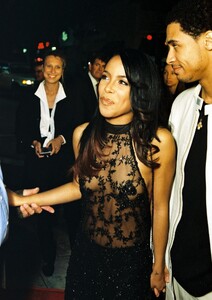 aaliyah-romeo-must-die-premiere-march-2000-5.jpg