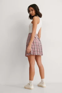 anna_briand_pleat_mini_checked_skirt_1702-000003-7733_04d.thumb.webp.492fa4adb305cb1b027ba4fa98888381.webp