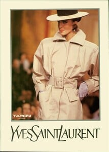 archivio.vogue.it-Yves Saint Laurent HC SS 1988-Vogue Italia March 1988-1--PhClaus Ohm.jpg